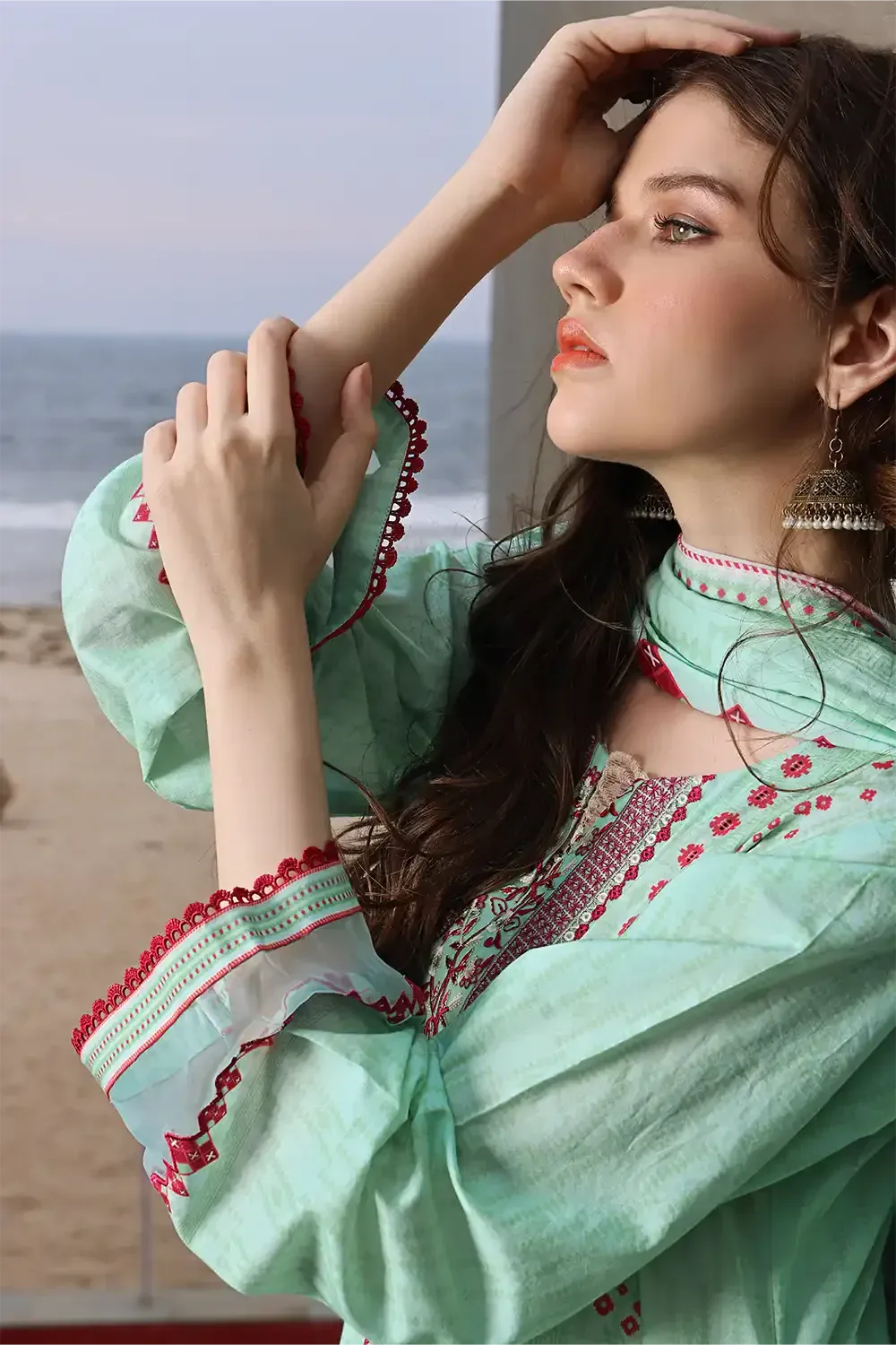 3PC Embroidered Unstitched Lawn Suit KL-2557