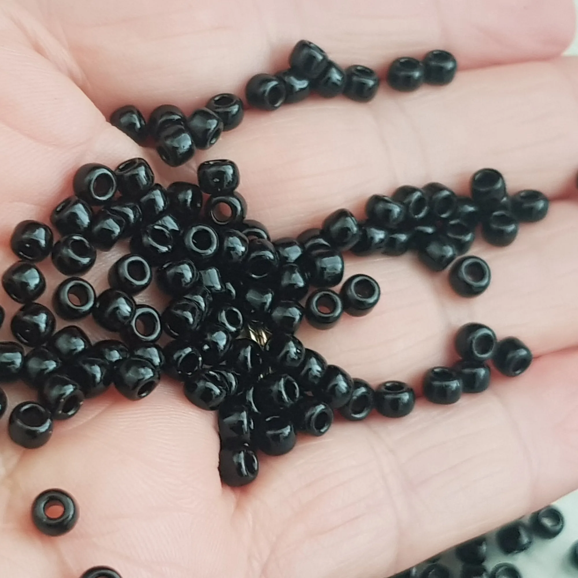 6/0 TR-49 Jet Black Opaque 10g/30g Round Toho Seed Beads - Beading Supply
