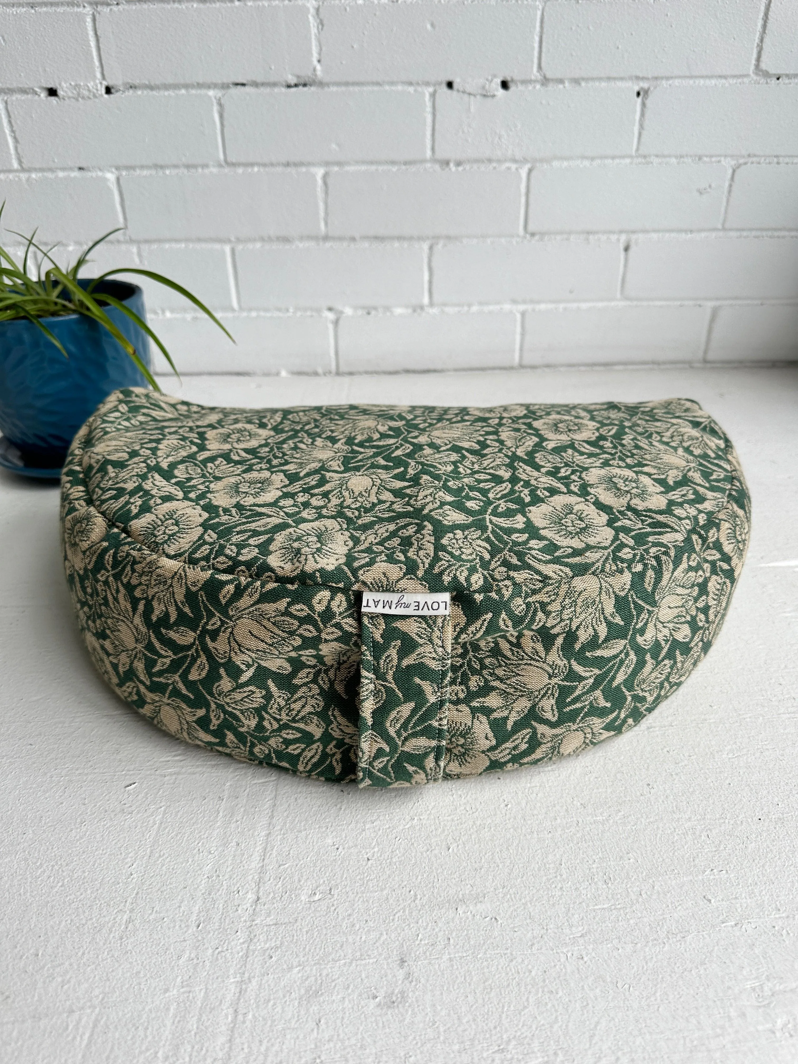 Abelia Meditation Cushion
