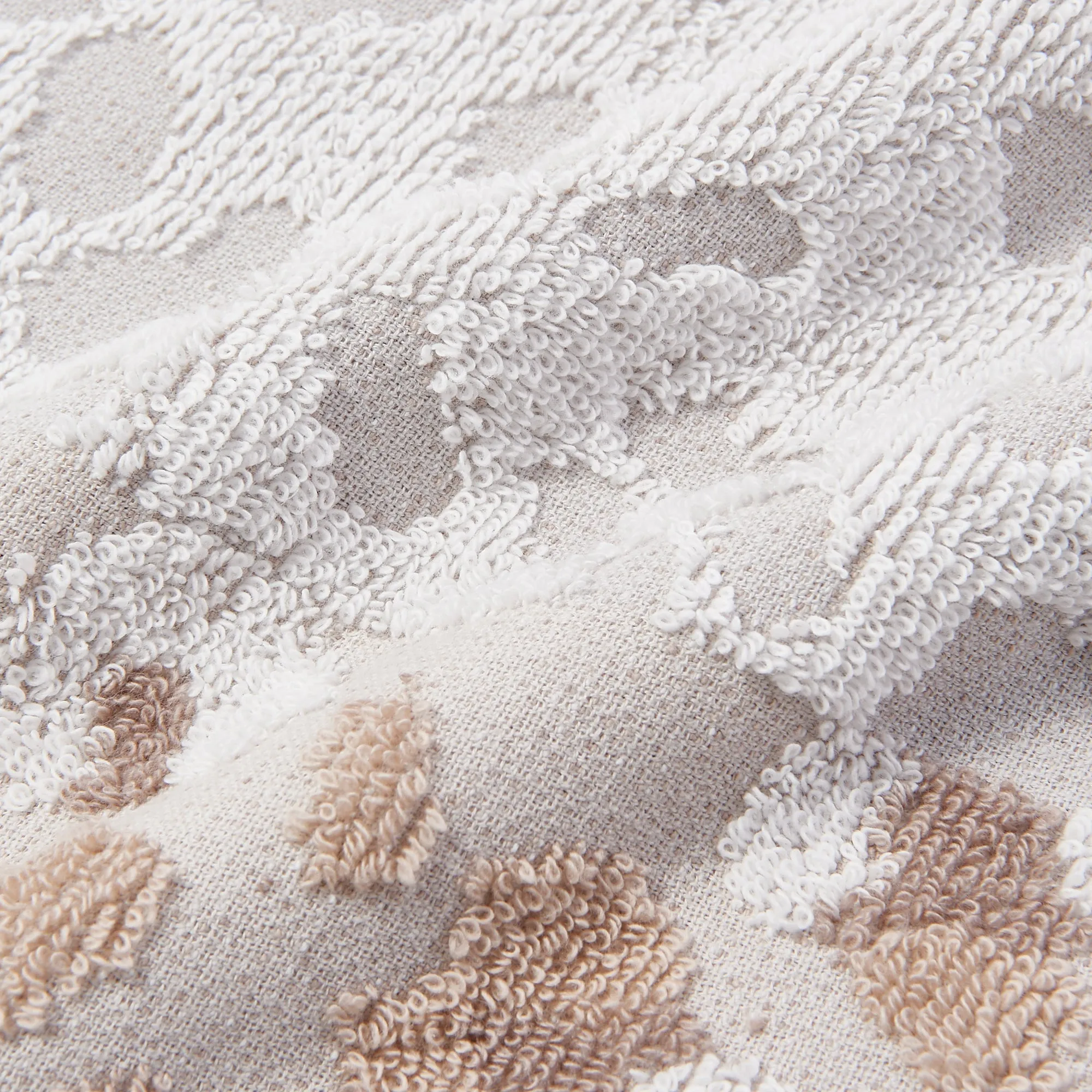 Antibacterial Deodorant Face Towel Leopard Beige