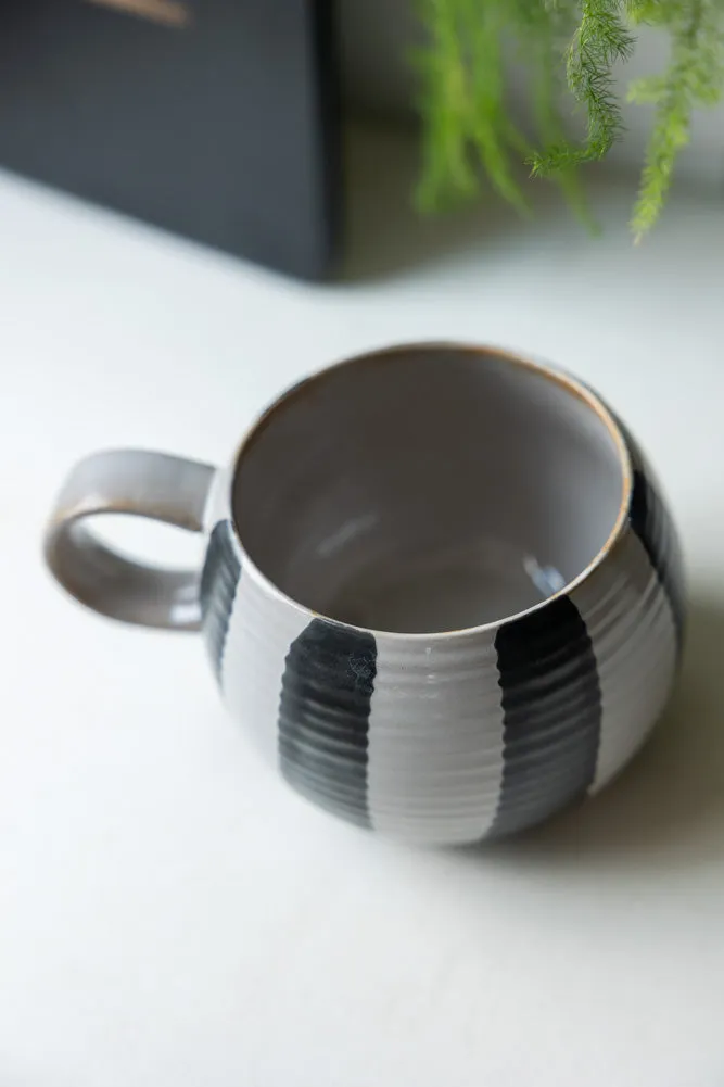 Black & White Stripe Cuddle Mug
