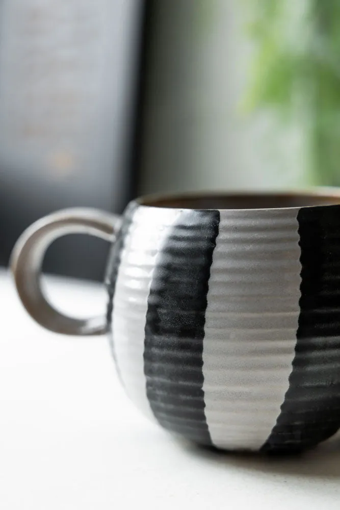 Black & White Stripe Cuddle Mug