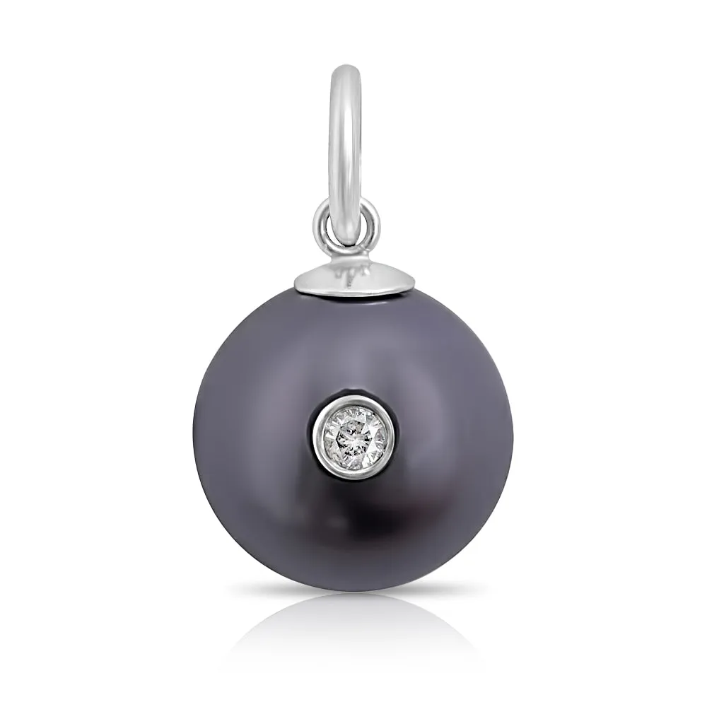 BLACK PEARL WITH BEZEL SET DIAMOND