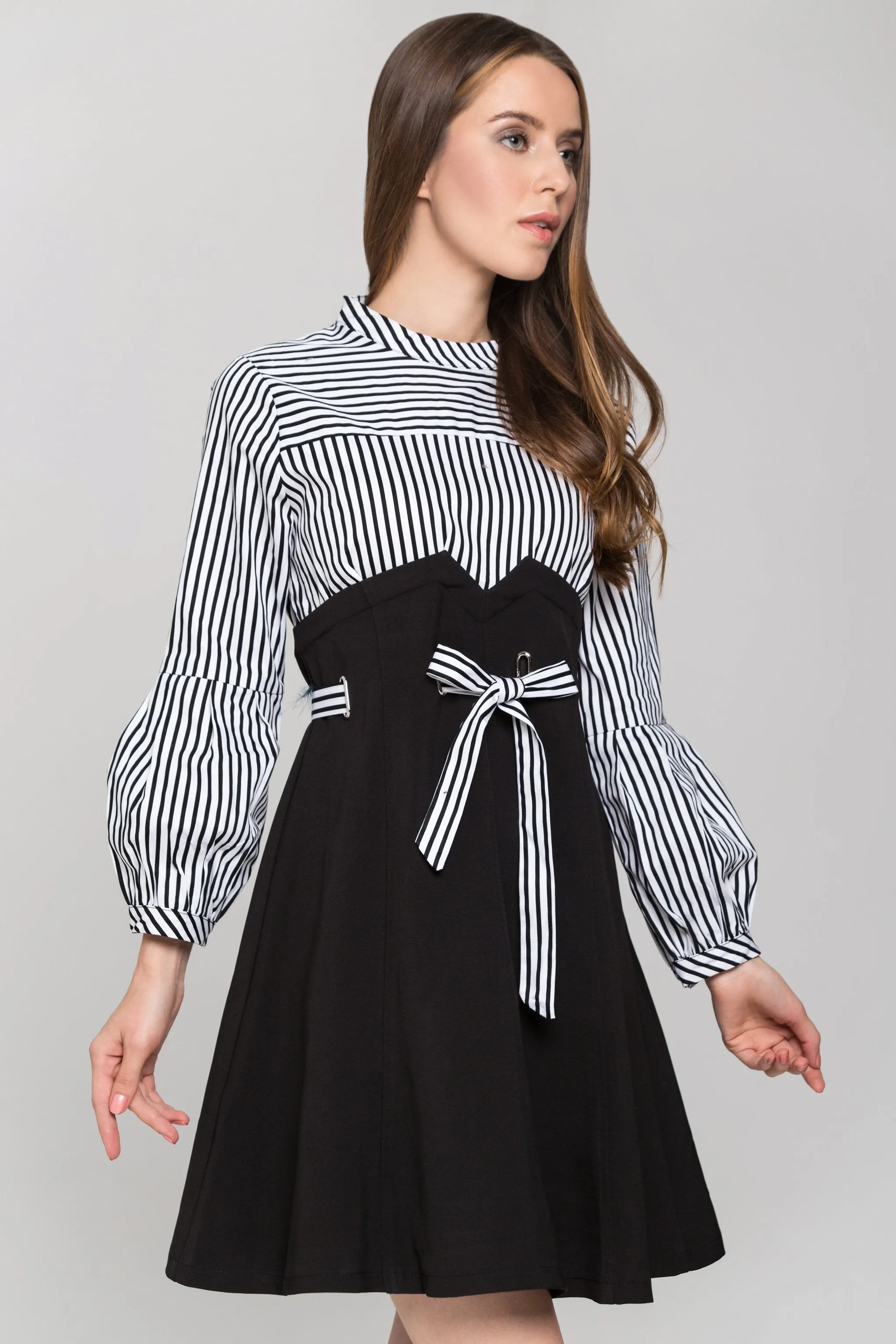 Blue and White Stripe Ring Lace Waist Midi Dress