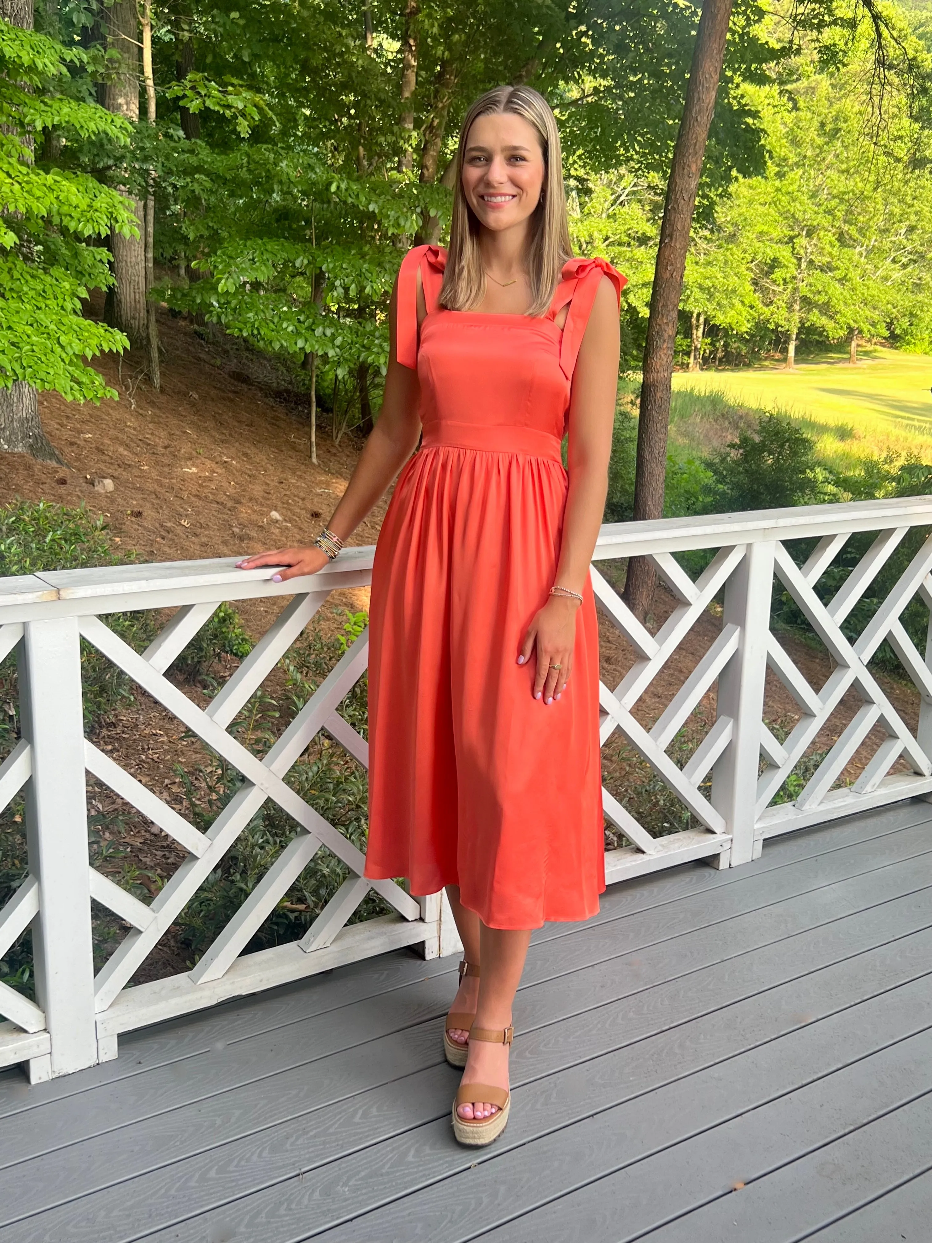Claire Dress (Women’s)– Carolina Coral