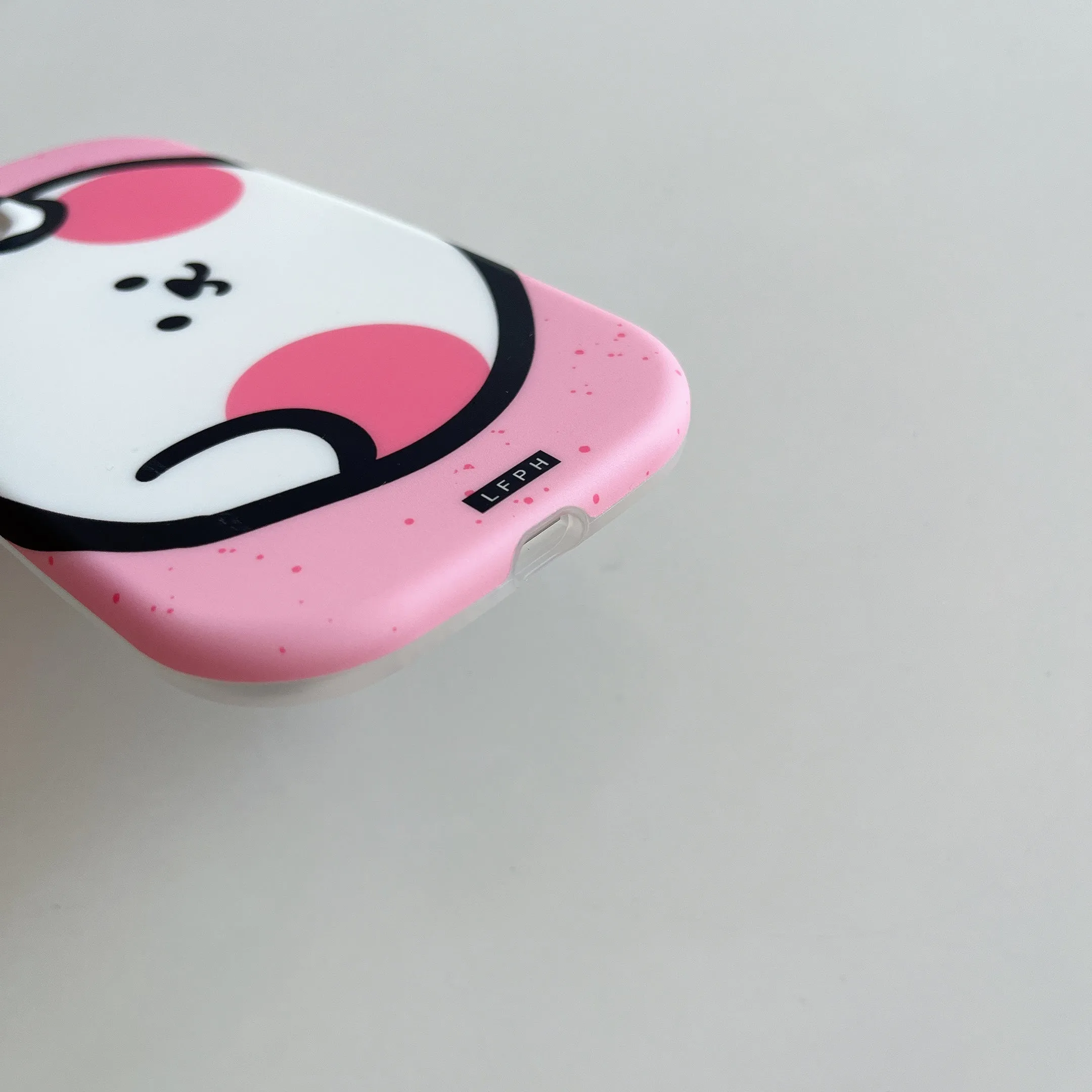 Cute Designer Silicon Oval Shape Case for iPhone ( Pink Pig )