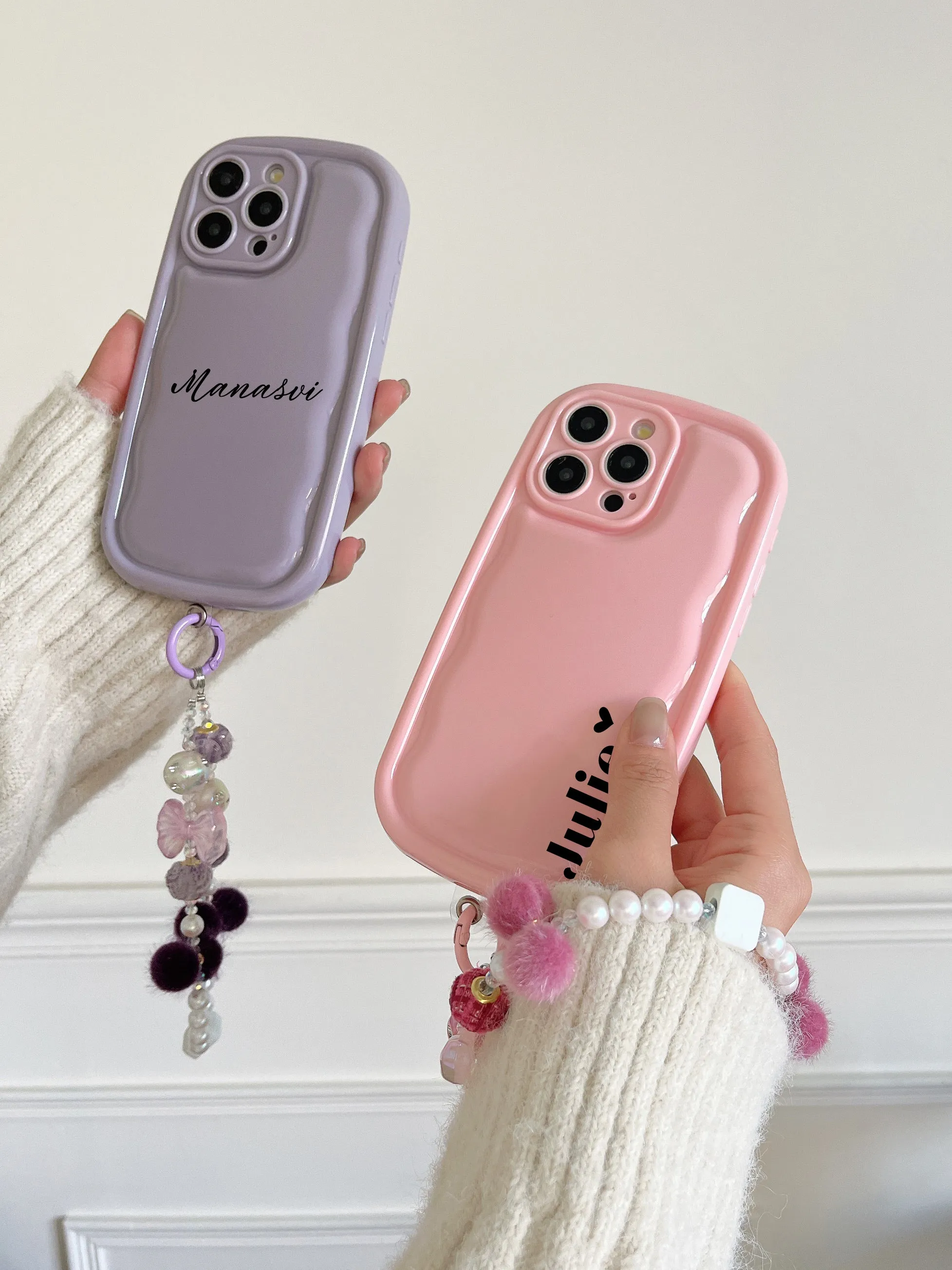 Designer Solid Color Wawy Customised Silicon Case for iPhone With Charm Bracelet