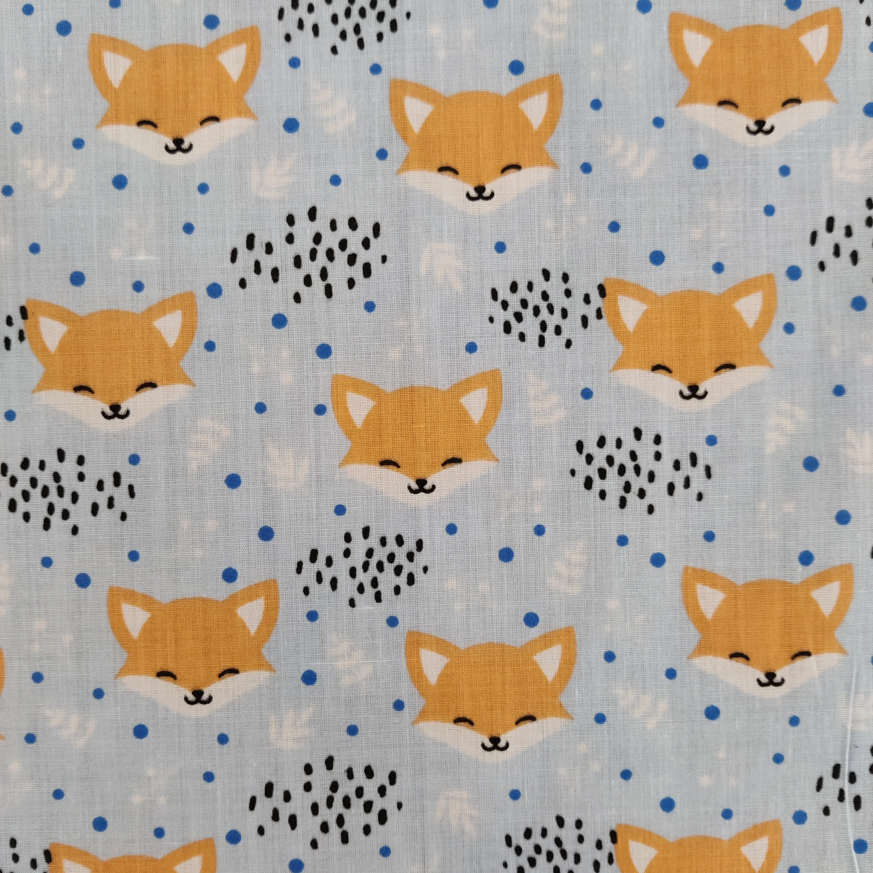 FS883_1 Blushing Foxes Polycotton