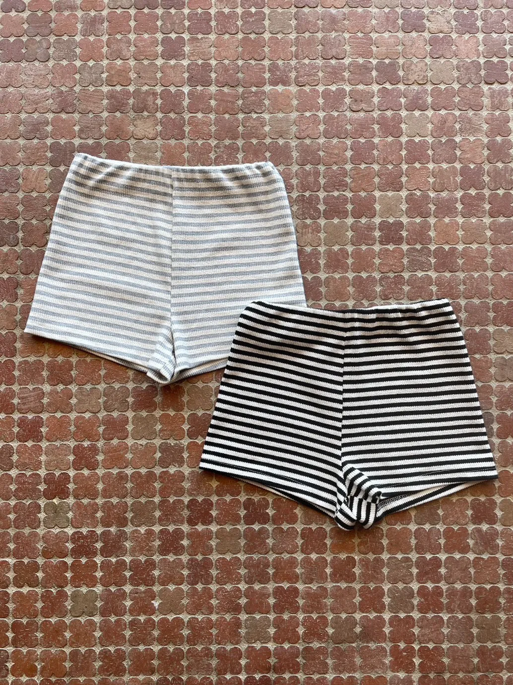 Marine Border Rib Short Pants